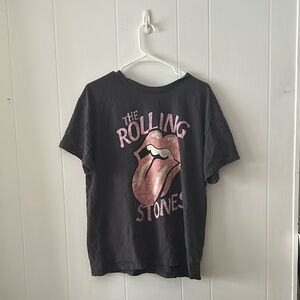 H&M Charcoal Tee